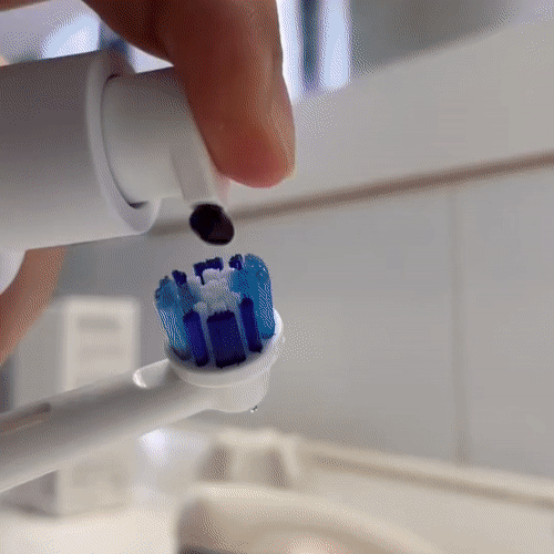 Alisanda® PurpleWhite Toothplaste 15 36 1024x1024 7375b7c8 a0ff 4cc7 8293 ffd3c9495427